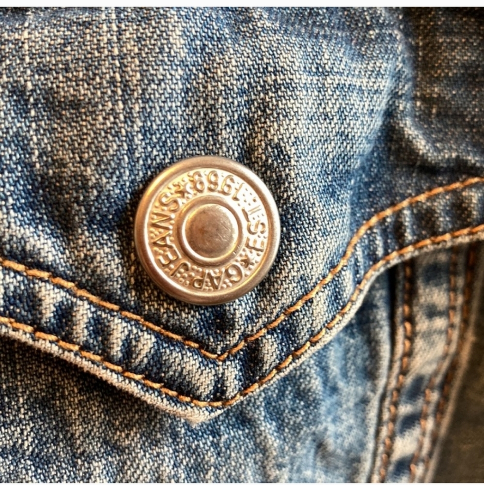 GAP denim jacket - Picture 9 of 11
